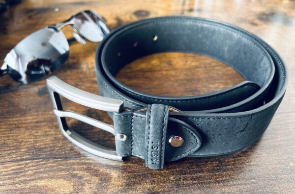 black non leather belt